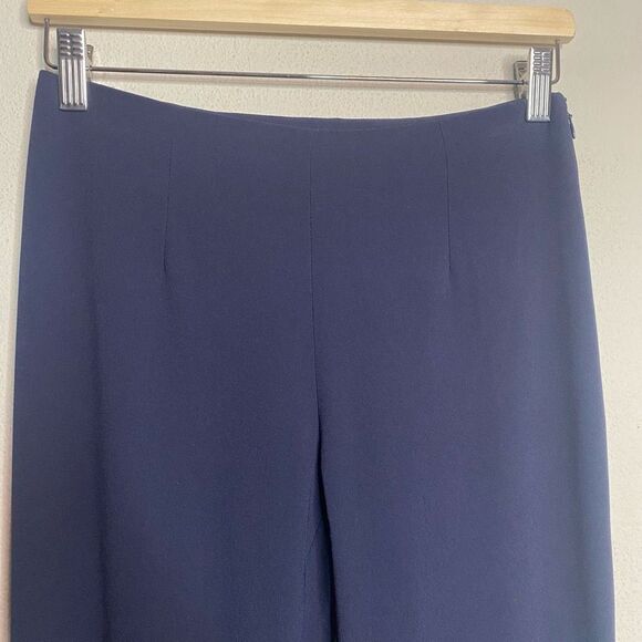 Elegant Navy and White Flare Pants Galvan - Picture 3 of 10